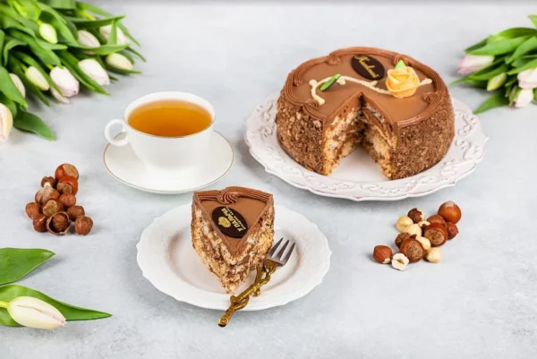 Торт Киевский У Палыча 500 г