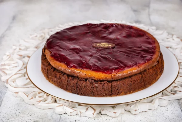 Торт Безглютеновый чизкейк по-американски с вишней У Палыча 600 г — изображение 1