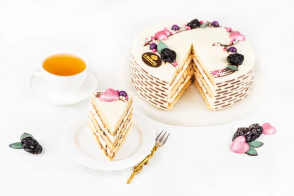 Торт с  черносливом оригинальный у Палыча 1450 г — изображение 3